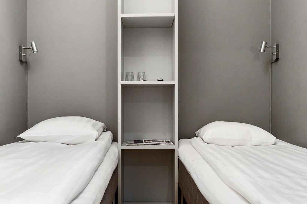 Sure Hotel by Best Western Stockholm Alvsjo - Resim 19