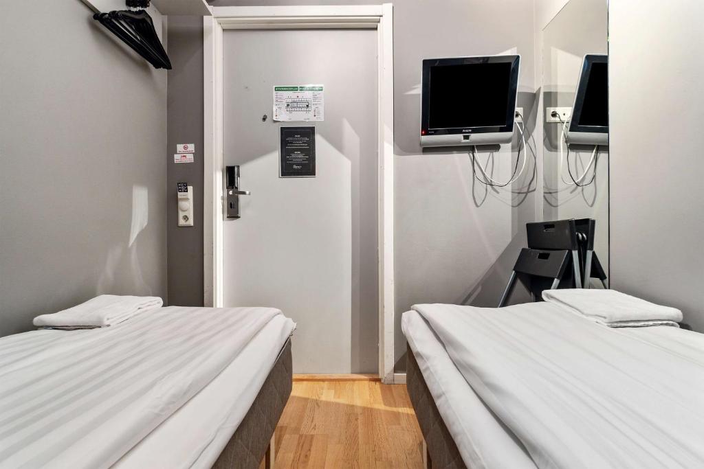 Sure Hotel by Best Western Stockholm Alvsjo - Resim 20