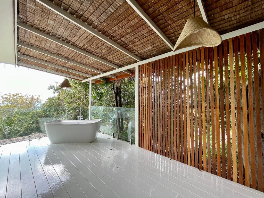 Tantawan sea view residence 山海居 - Deluxe Doppelzimmer Mit Balkon Und Meerblick