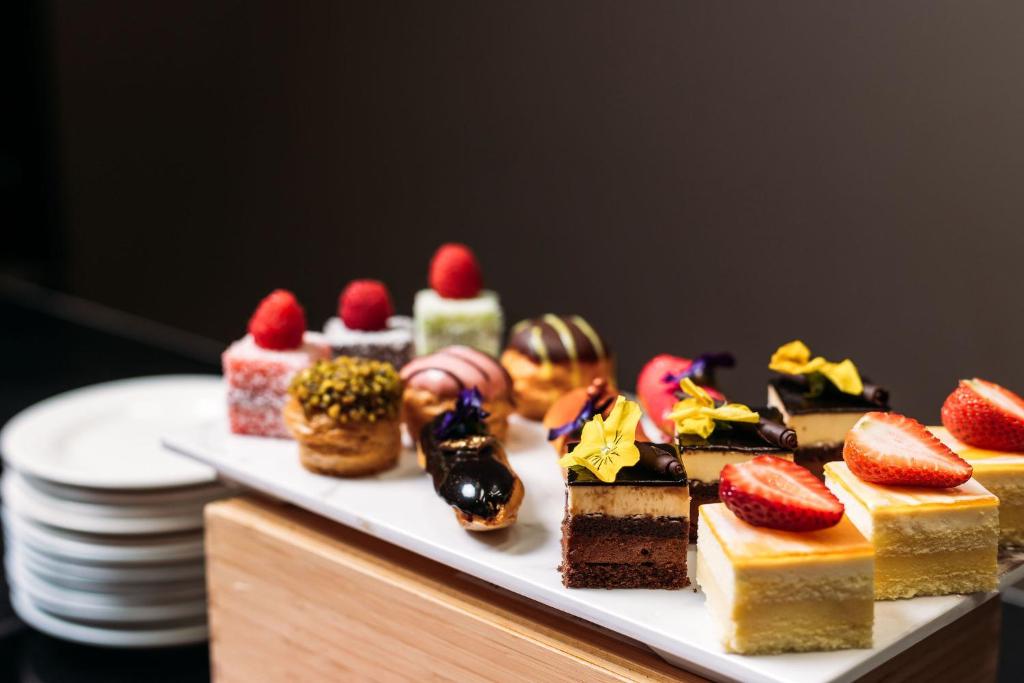 Crowne Plaza Canberra by IHG - Resim 21