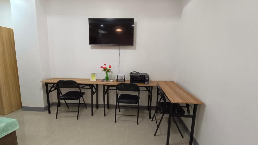 TV a/nebo společenská místnost v ubytování Masterpiece Staycation Makati