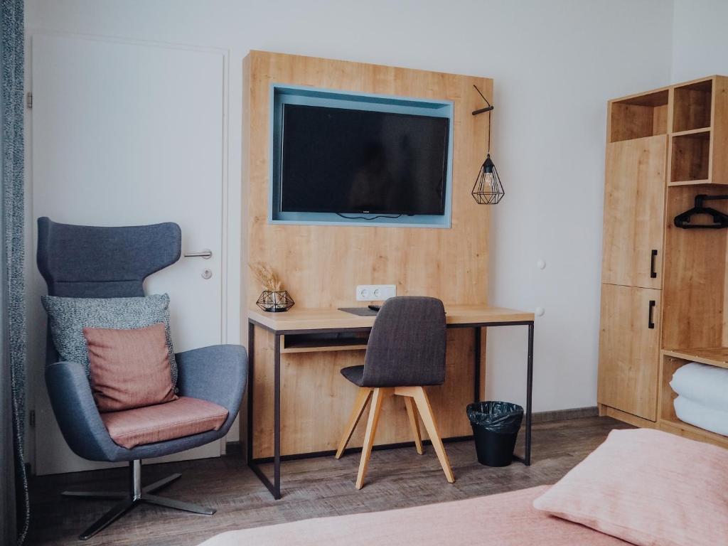 Levy's Rooms & Breakfast - 9