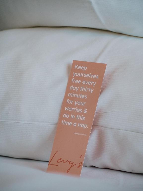 Levy's Rooms & Breakfast - 11