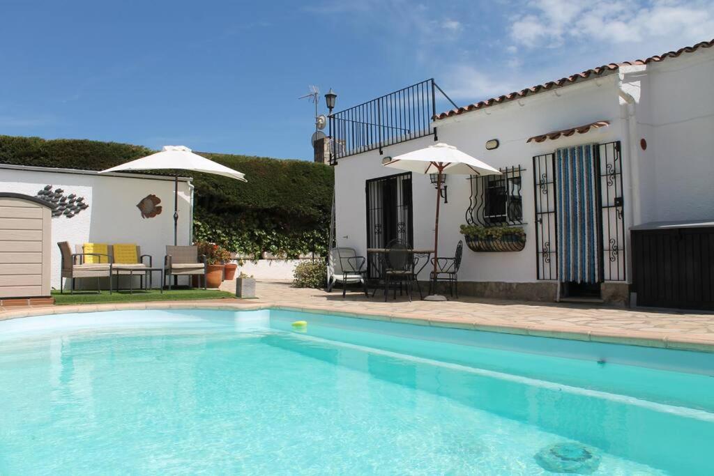 Swimmingpoolen hos eller tæt på Alemanya 26 with private pool