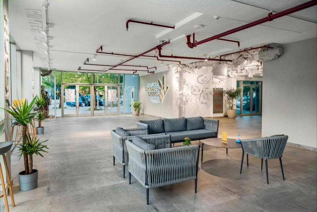 Emirates Sports Hotel, Dubai Sports City - Resim 14