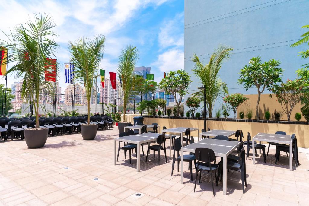 Emirates Sports Hotel, Dubai Sports City - Resim 26
