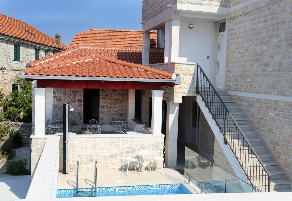 Bazén v ubytování Boutique Hotel Alegria nebo v jeho okolí