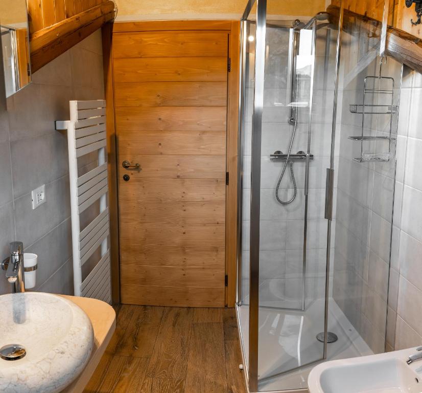 Koupelna v ubytování B&B La Genzianella