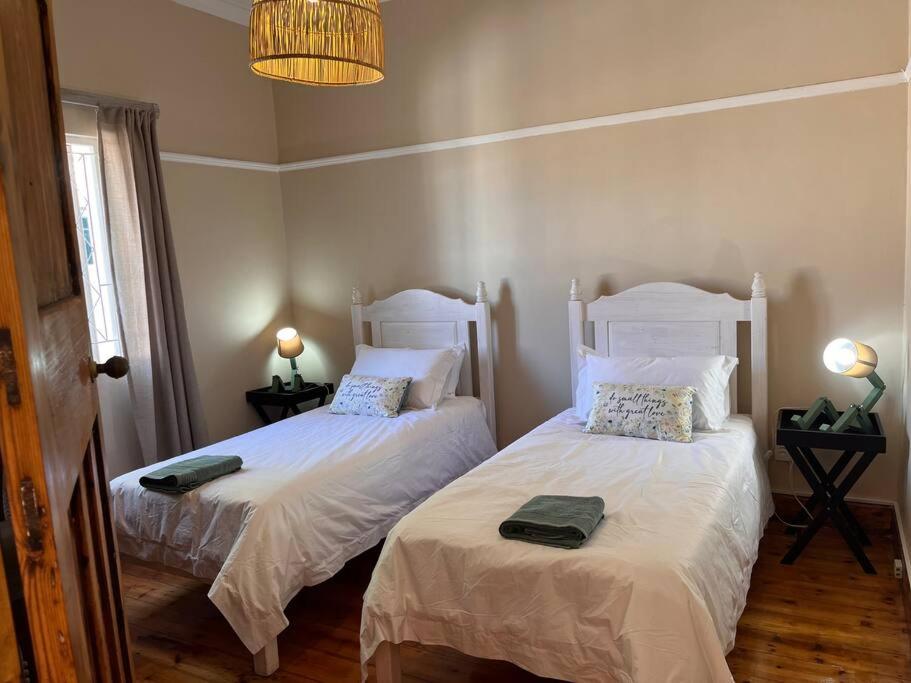 ‘Weltevrede’ Cosy Seaside Cottage, Mossel Bay (updated prices 2024)