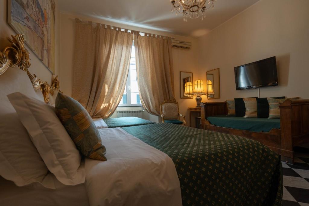 Postel nebo postele na pokoji v ubytování Morali Palace