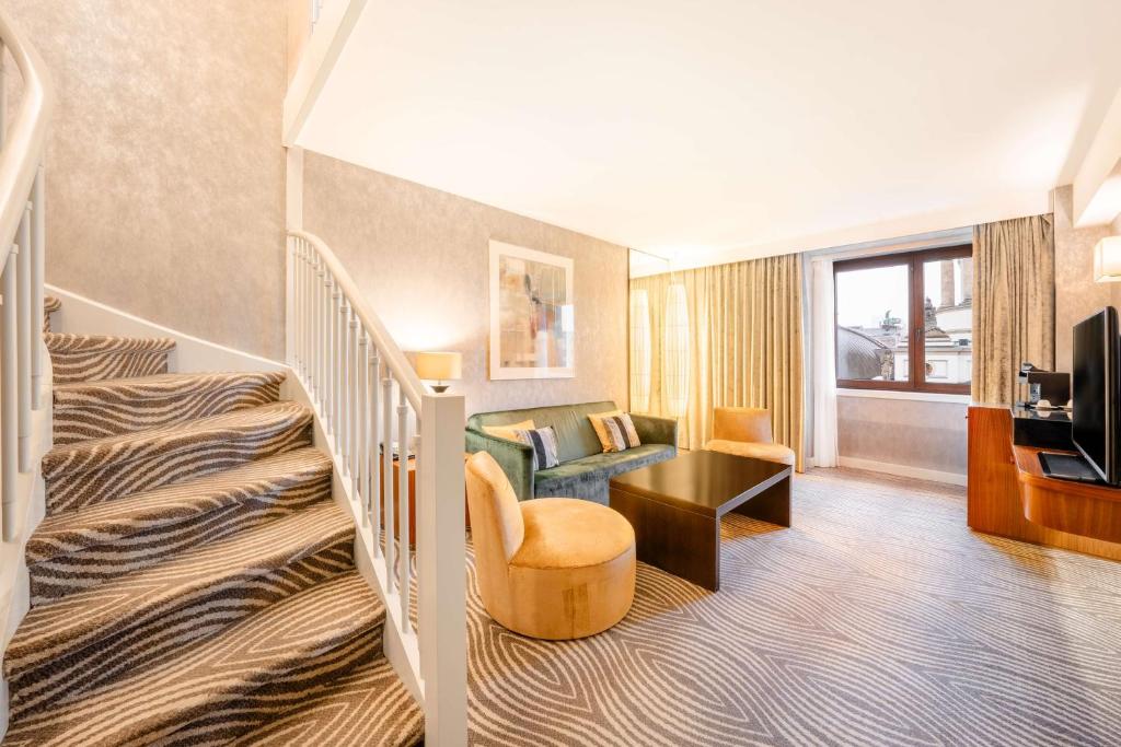 Hilton Berlin - Duplex King Suite With Dome View And Lounge Access