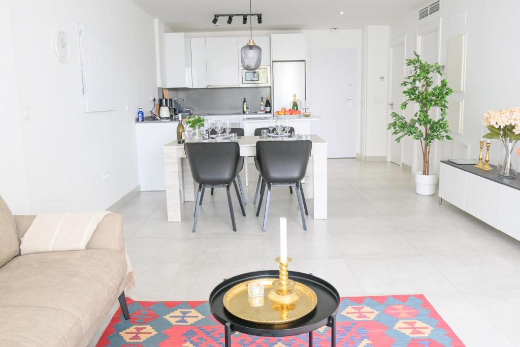 Kép State-of-the-art apartment in La Cala Casa Banderas szállásáról Málagában a galériában