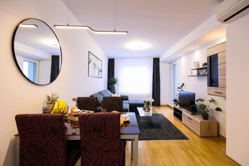 Design Bliss Retreat - Parking