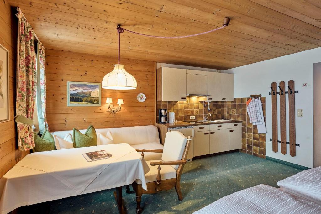Kuchyň nebo kuchyňský kout v ubytování Appartementhaus Holiday