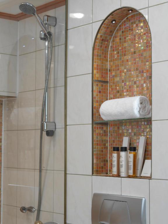 Sunborn London Yacht Hotel - Junior Suite With Dockview