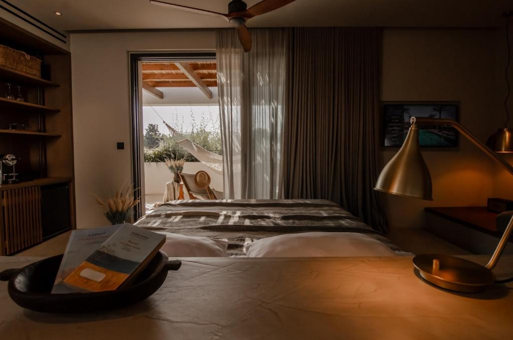 Theros All Suite Hotel - Adults Only - 19