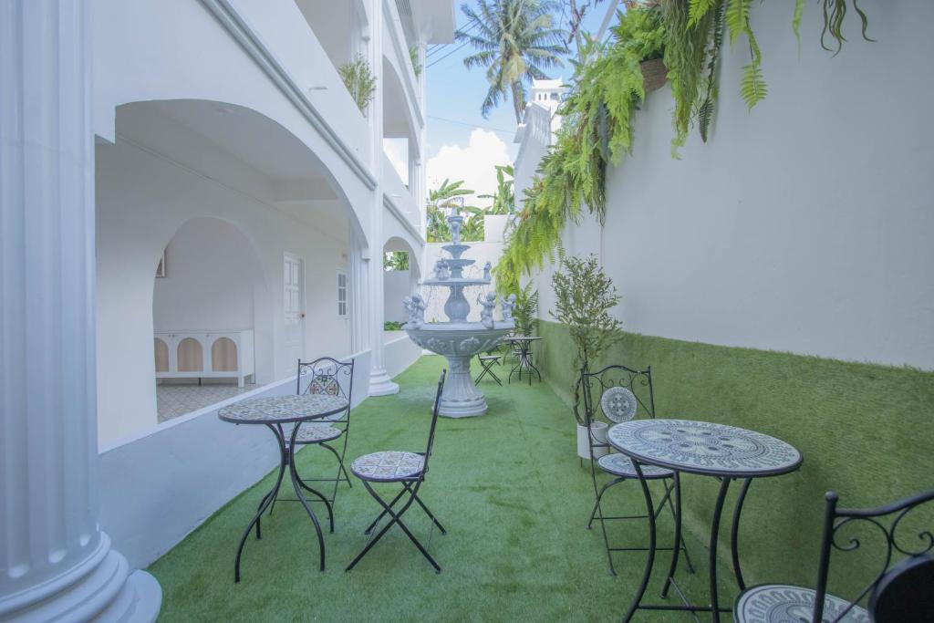 RoomQuest The Peak Patong Hill - Resim 26