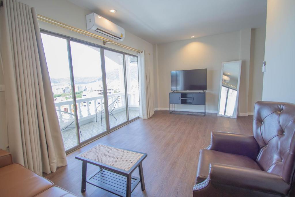 RoomQuest The Peak Patong Hill - Resim 20