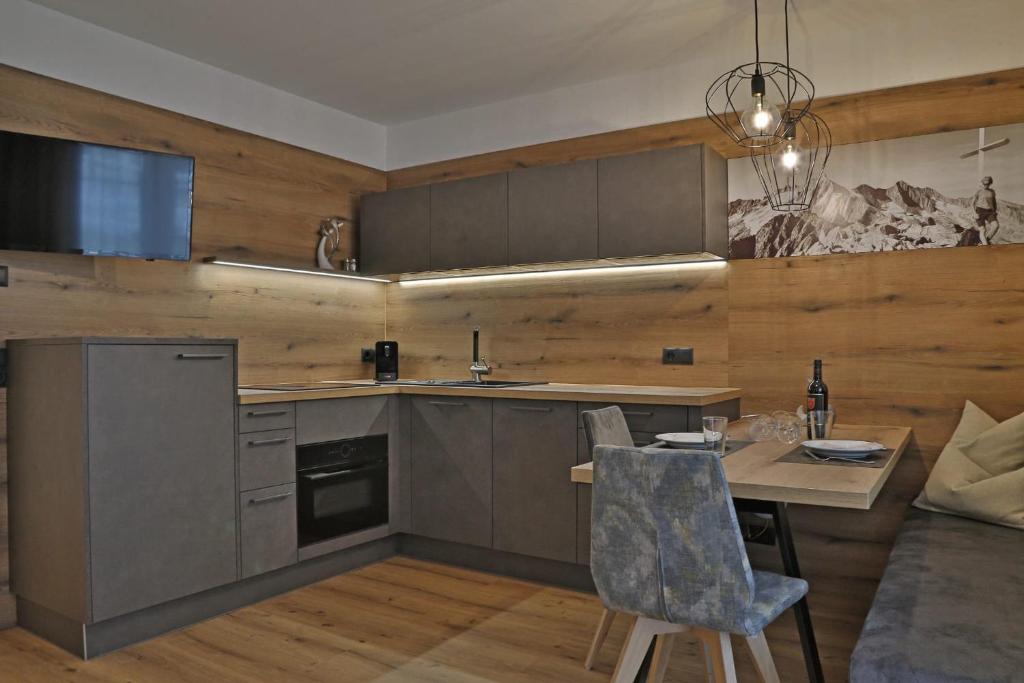 Apartments Kolmblick - 10