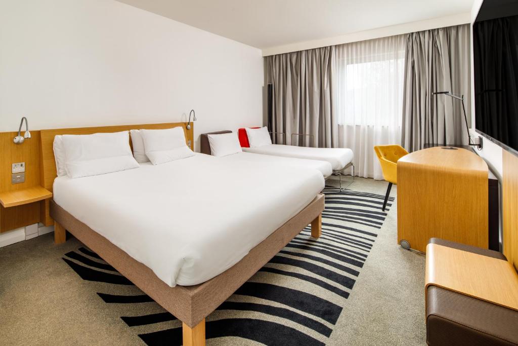 Novotel London Greenwich photo