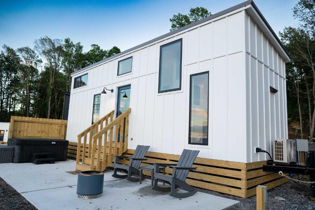 Deep Creek Tiny Home With Mountain Views, Signal Mountain (updated ...