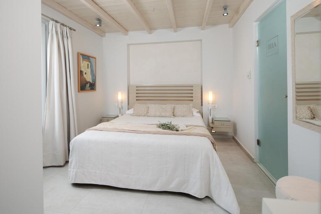 Iria Beach Art Hotel - Suite Familiar