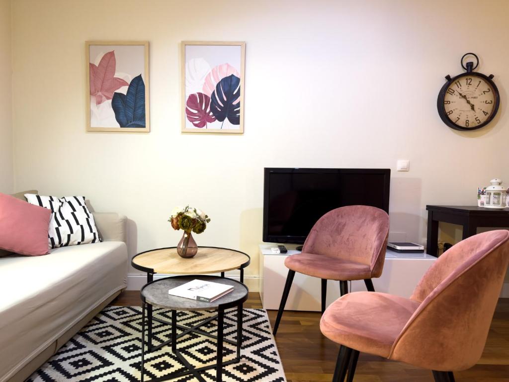 TV a/nebo společenská místnost v ubytování ApartamentoMálagaCentro