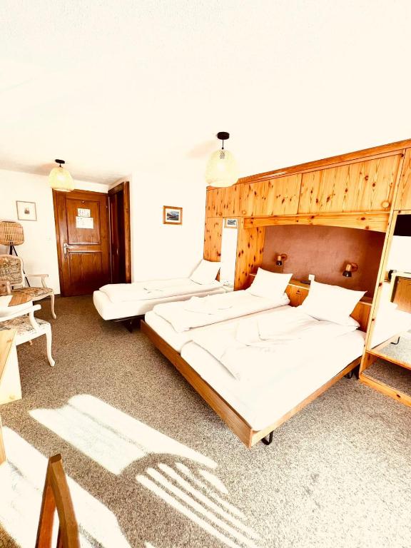 Postel nebo postele na pokoji v ubytování Hotel Old JNN