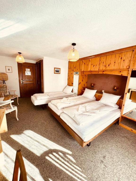 Postel nebo postele na pokoji v ubytování Hotel Old JNN