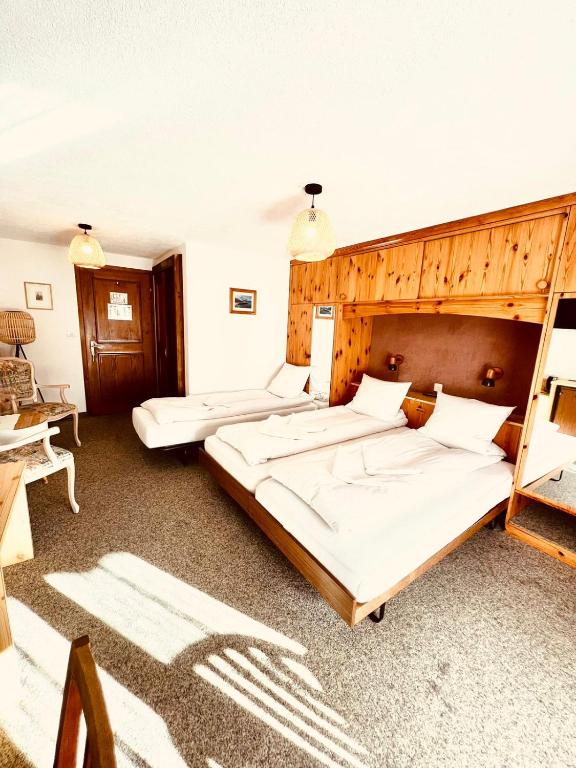 Postel nebo postele na pokoji v ubytování Hotel Old JNN