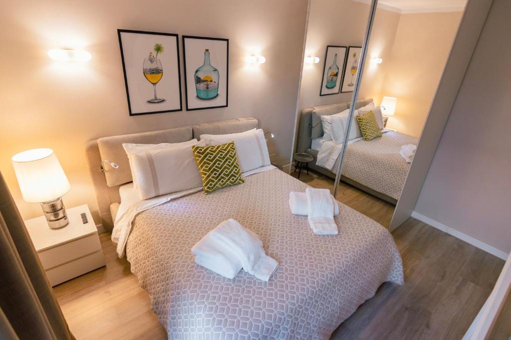A bed or beds in a room at A.M. LUXURY HOME IN PUERTO RICO