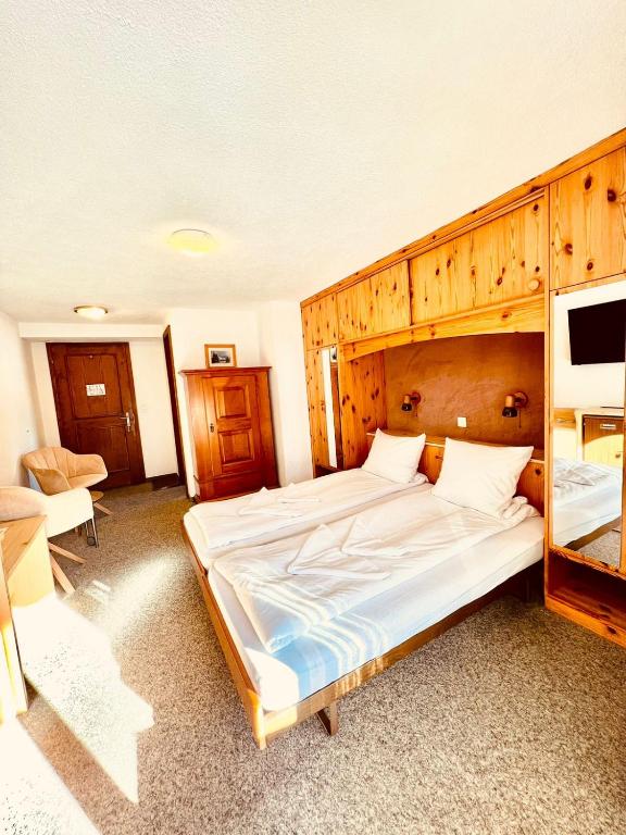 Postel nebo postele na pokoji v ubytování Hotel Old JNN