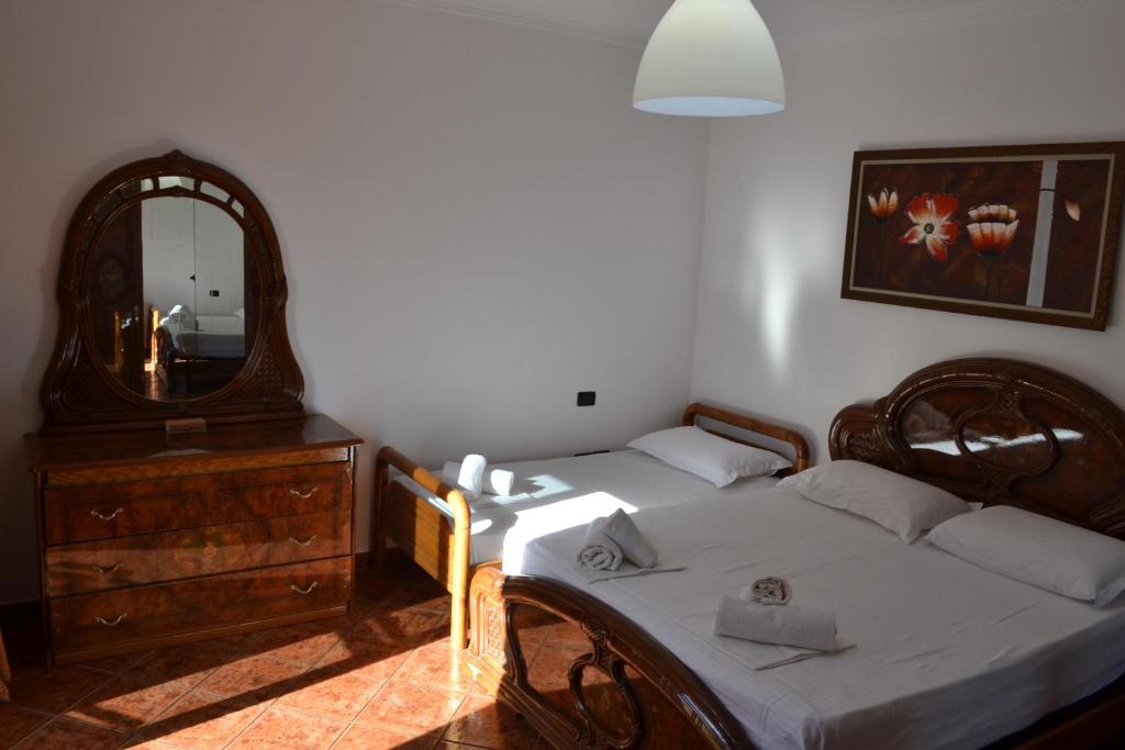 City & Harbour at the Door of Vlorë 2 Bedrooms Central Apartment - Image 7