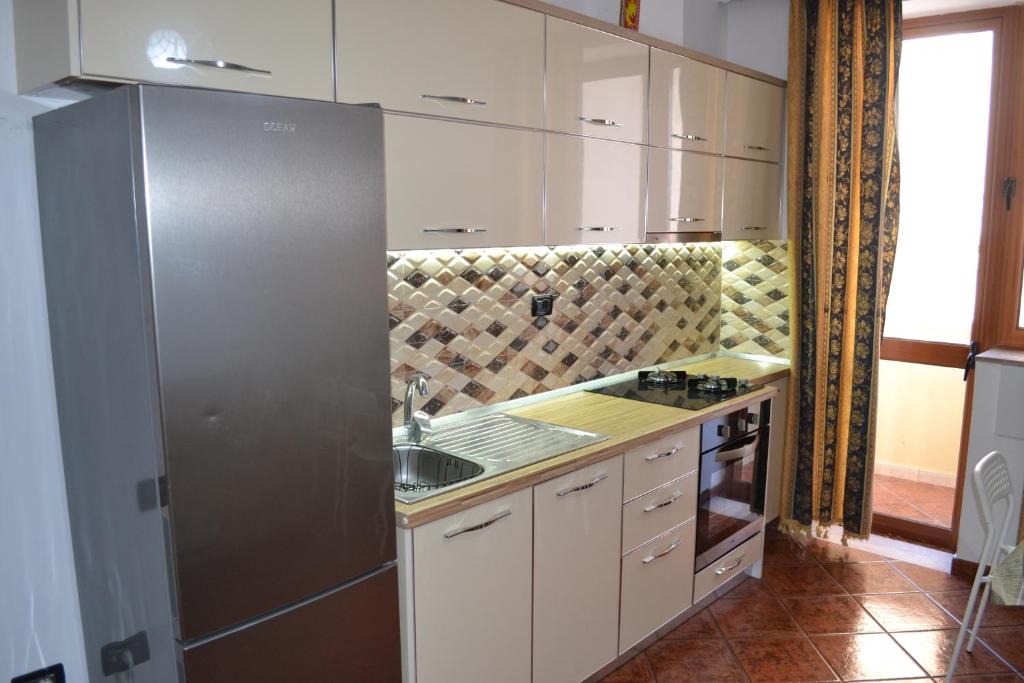 City & Harbour at the Door of Vlorë 2 Bedrooms Central Apartment - Image 4