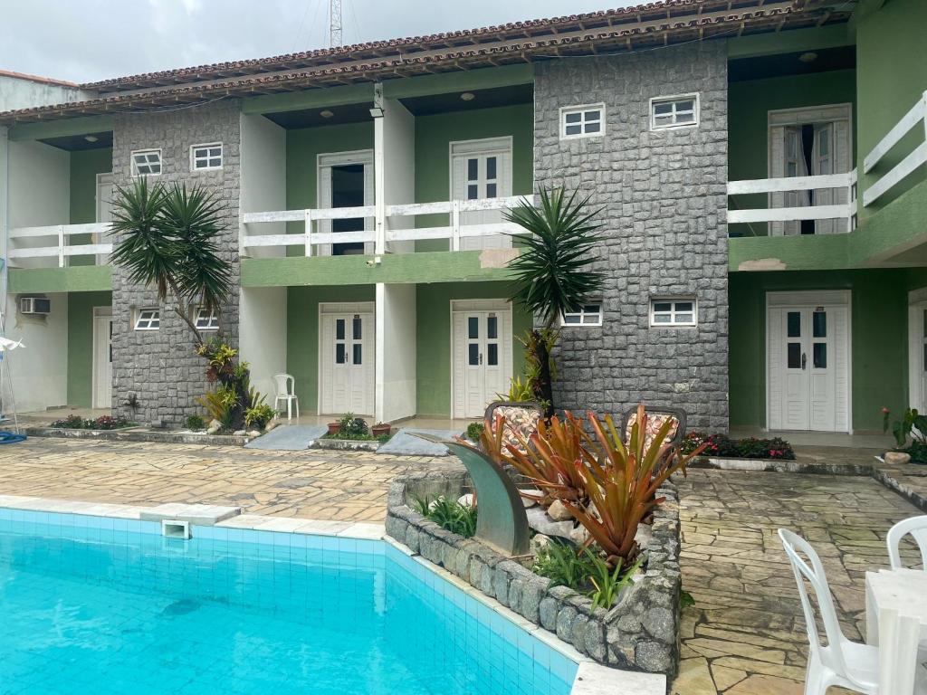 Bazén v ubytování Hotel Convés do Farol nebo v jeho okolí