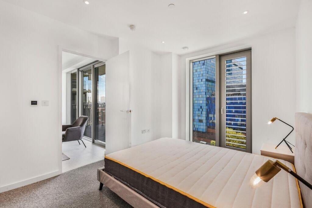 Imagen de la galería de E1 Luxury Apartment, en Londres