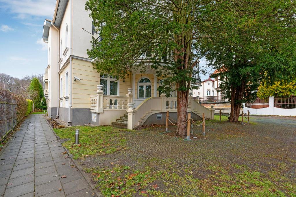 Budova, v ktorej sa apartmán nachádza