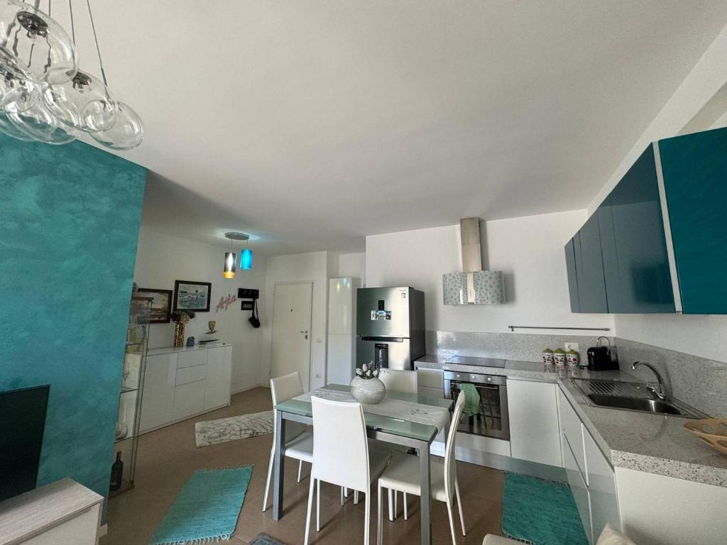 Sea&Sun&Sand Cosy Apartment in Durres - Image 6