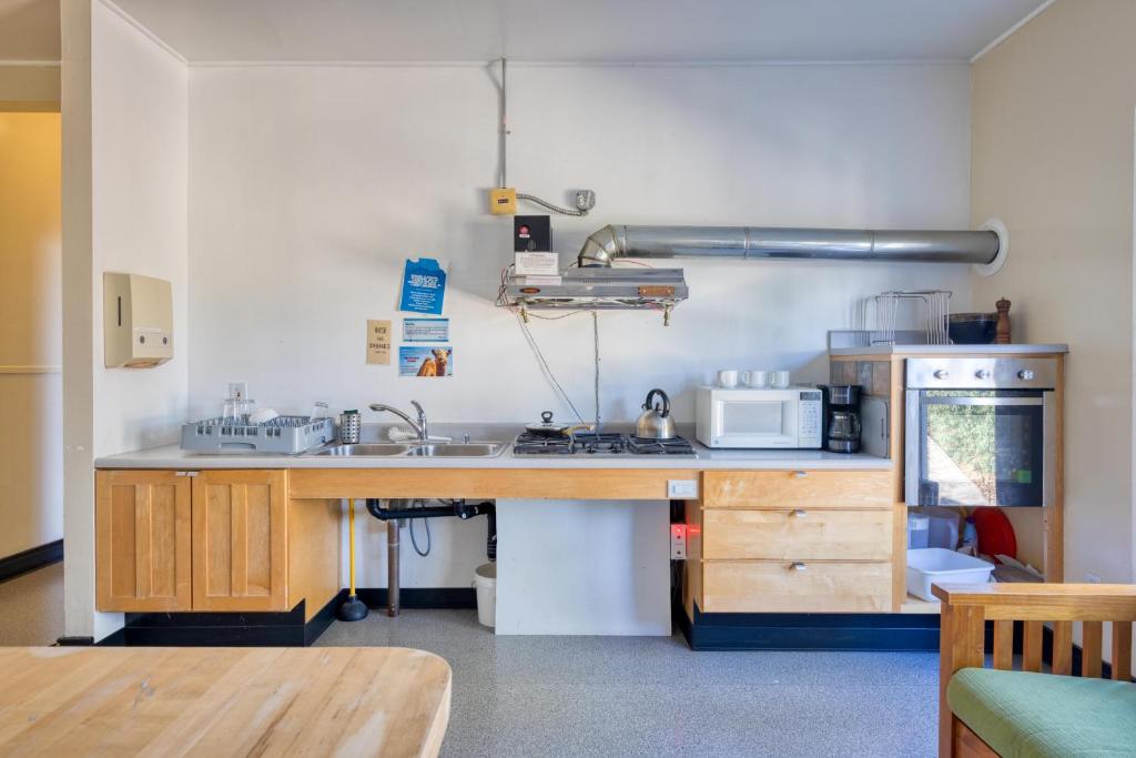 a kitchen with a sink and a counter top at HI San Francisco Fisherman's Wharf Hostel in San Francisco