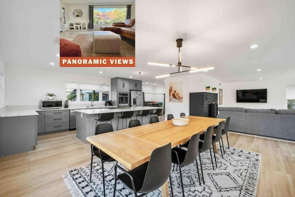 uma cozinha e sala de estar com uma mesa de madeira e cadeiras em Uptown Sedona Retreat wit Views and Hot Tub em Sedona