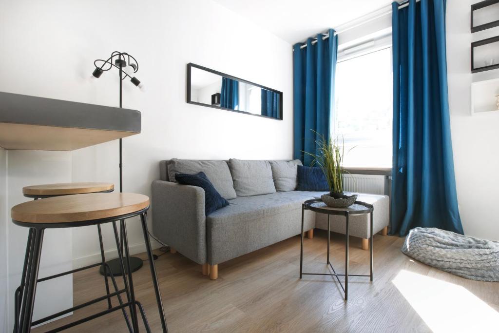 Komfortowy apartament z balkonem i parkingiem - 1