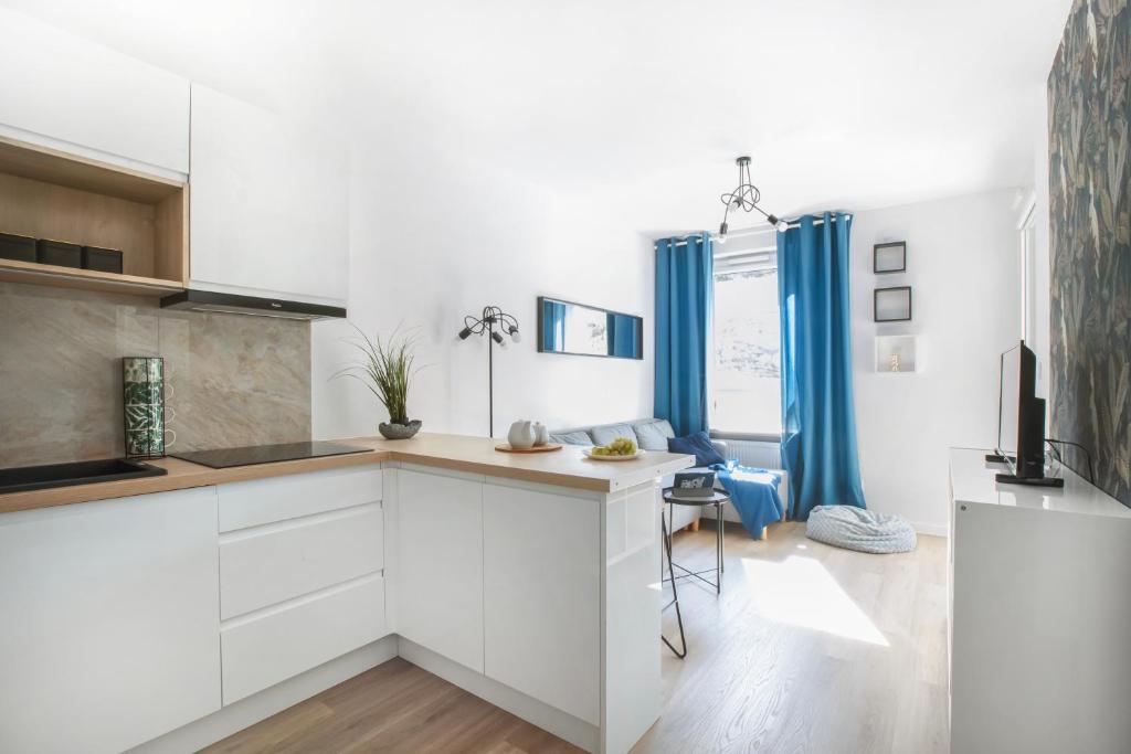 Komfortowy apartament z balkonem i parkingiem - 12