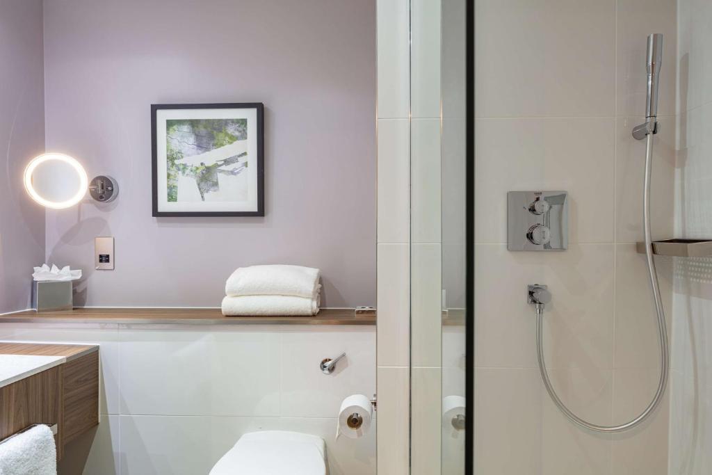 Koupelna v ubytování DoubleTree by Hilton Edinburgh Airport