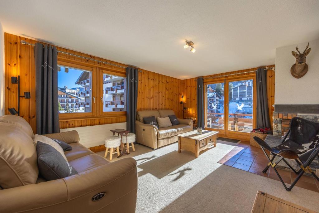 Les Busards 18 - Resim 9