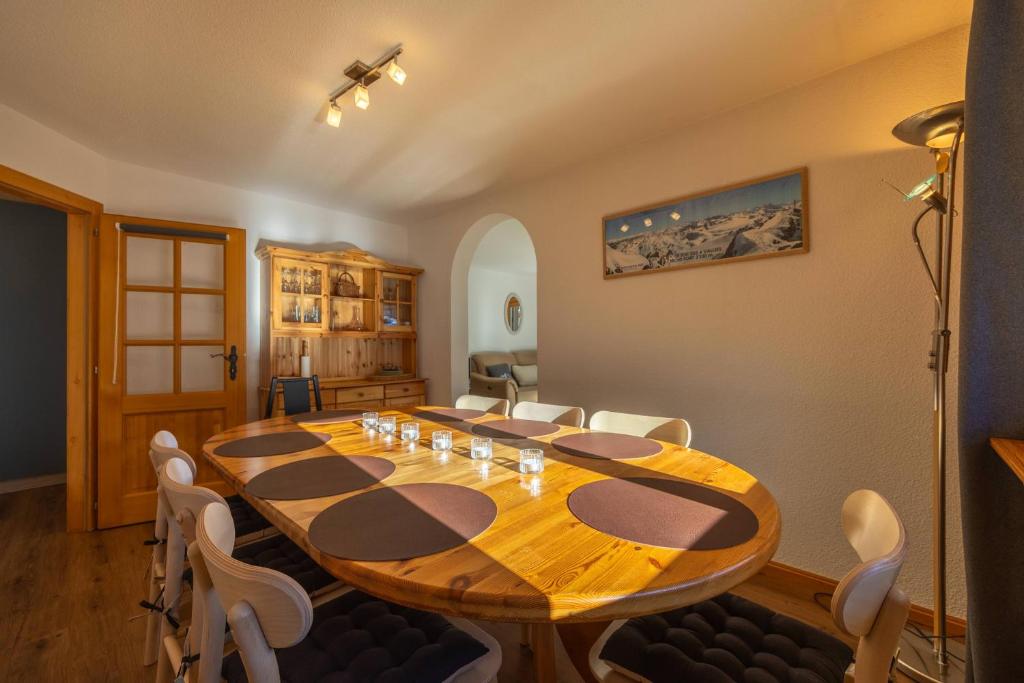 Les Busards 18 - Resim 11