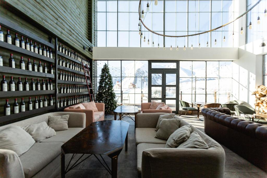 Posezení v ubytování Hotel Roshe Gudauri