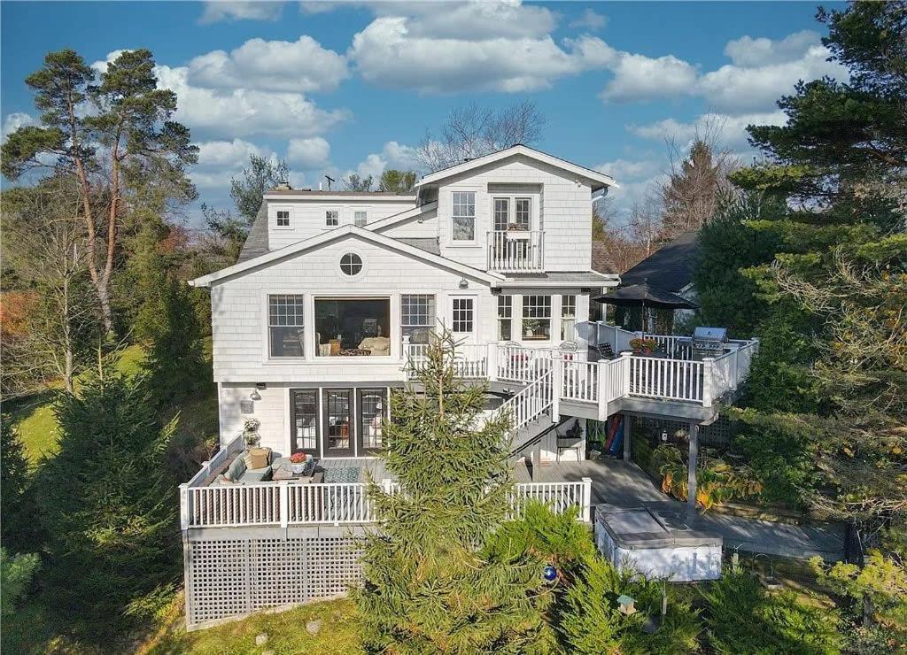 Modern Provincial Farmhouse I Outdoor Oasis, Chagrin Falls (updated prices 2024)