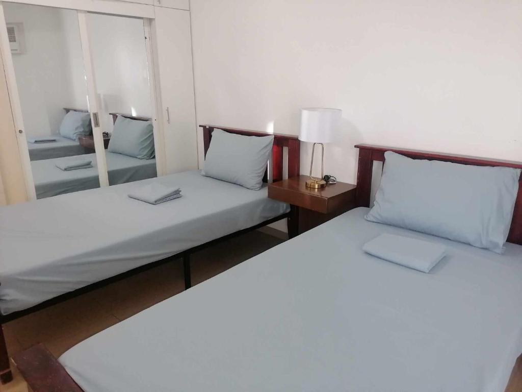 Roxas Blvd Stunning Studio Condo Near US Embassy - Appartement De Deux Chambres