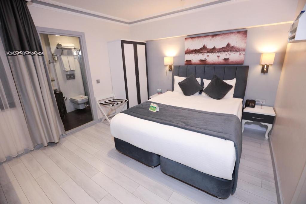 Skalion Hotel - Economy Single Room