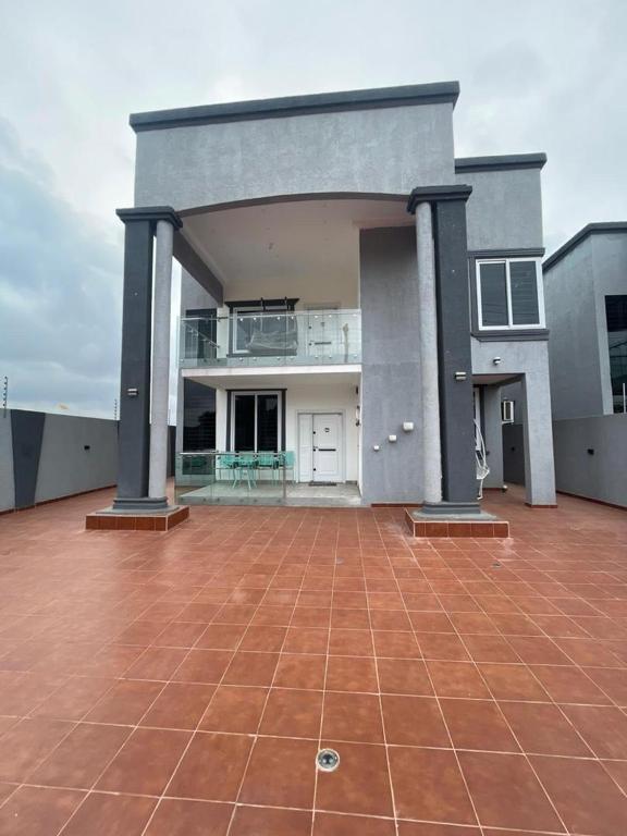 Gallery image of Elegant and Cosy Four Bedroom Home in Accra in Accra
